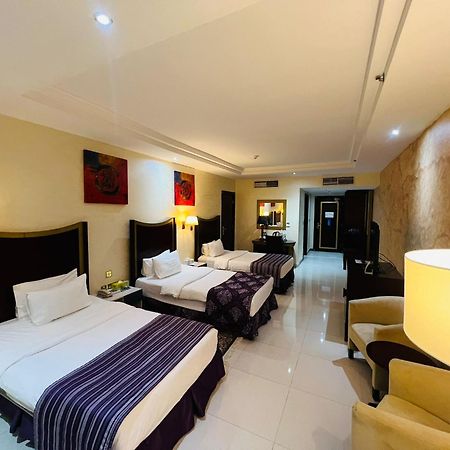 Tourist Hotel Doha Eksteriør bilde