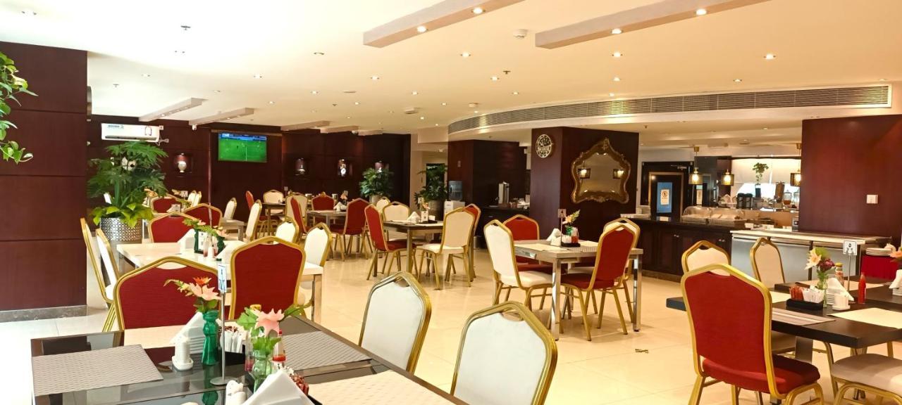 Tourist Hotel Doha Eksteriør bilde